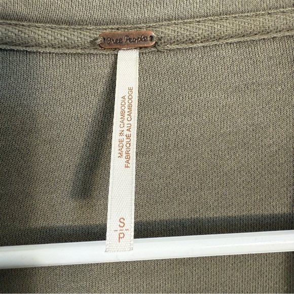 Free People Ruby Oversized Fleece Shirt Jacket
Shacket  Olive Size S - Picture 8 of 15